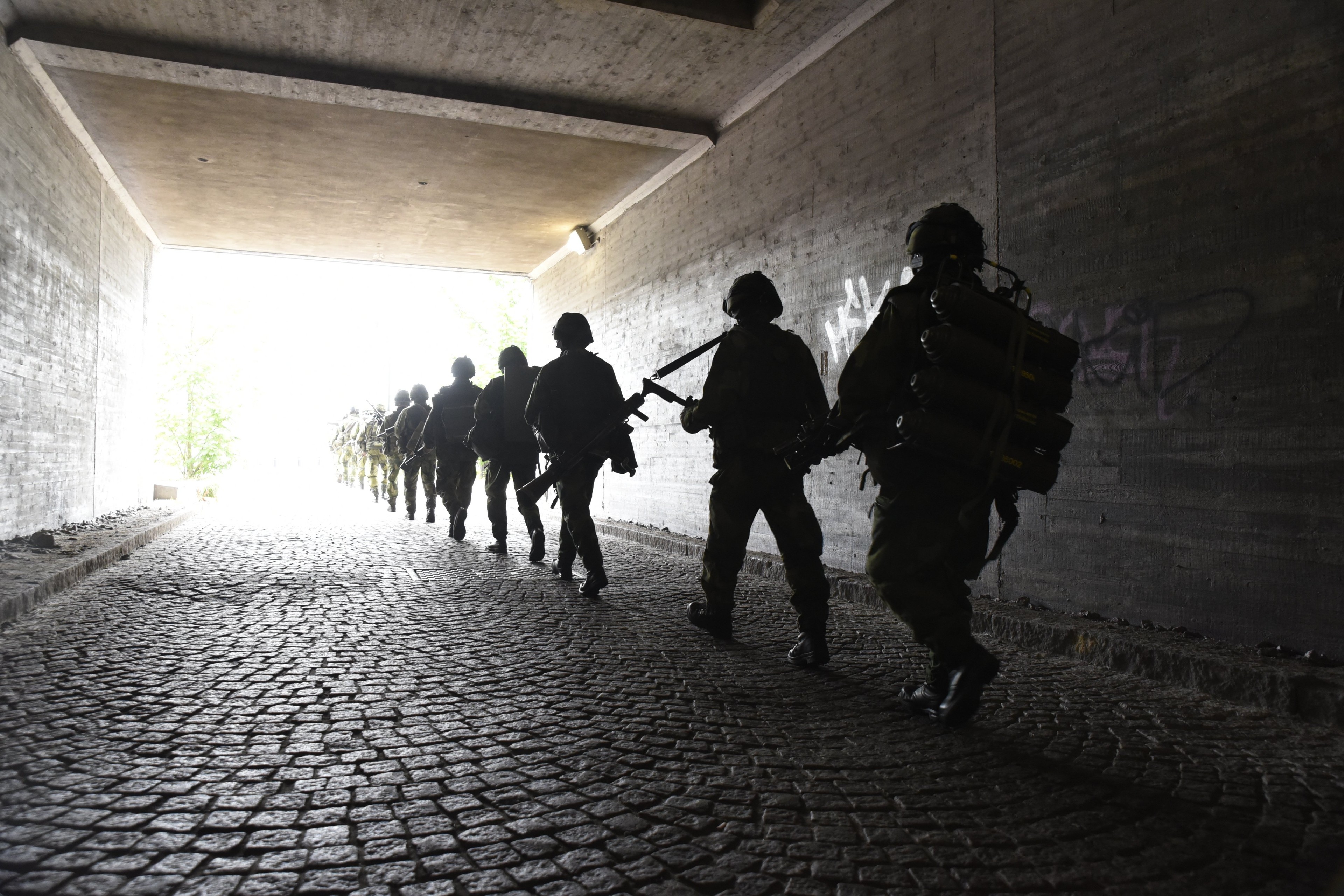 Militärer i stadsmiljö
